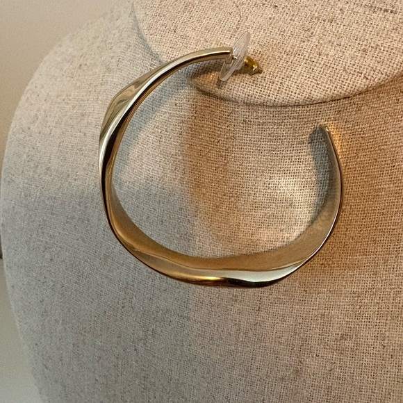 Stella & Dot Gold Twist Hoop Earrings - Picture 3 of 4